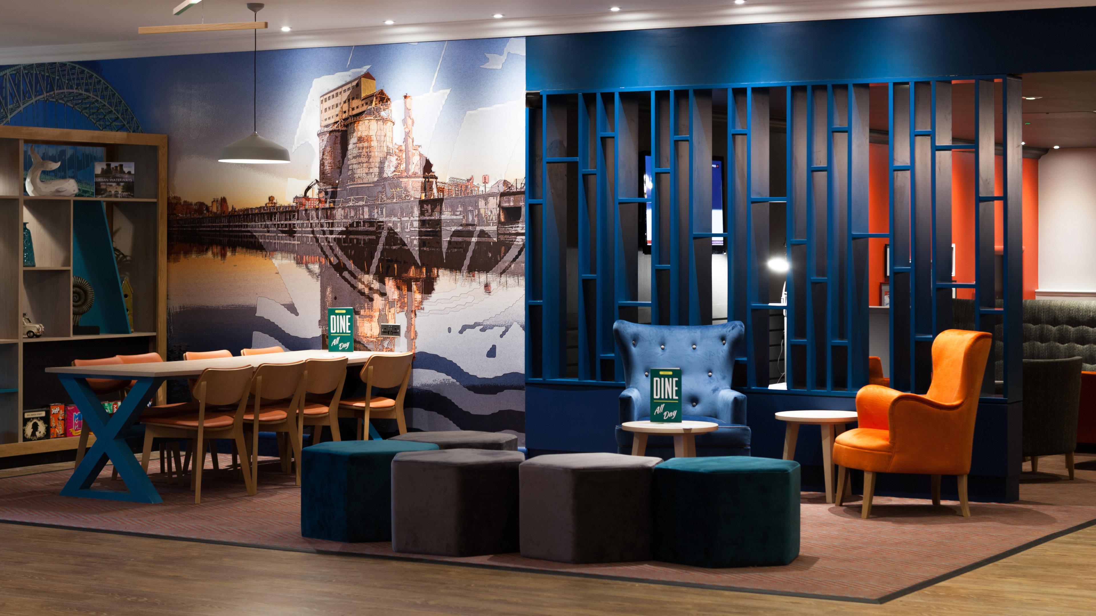 Holiday Inn Runcorn M56 Junction 12 By Ihg Bagian luar foto